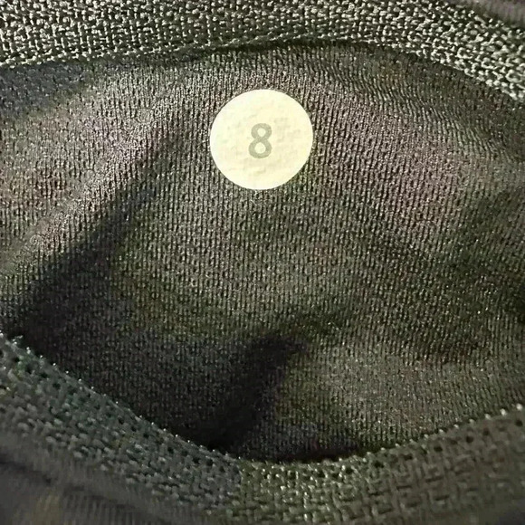 Lululemon Speed Short Palm Lace Tofino Teal Multi / Black
Size 8 - Picture 8 of 14